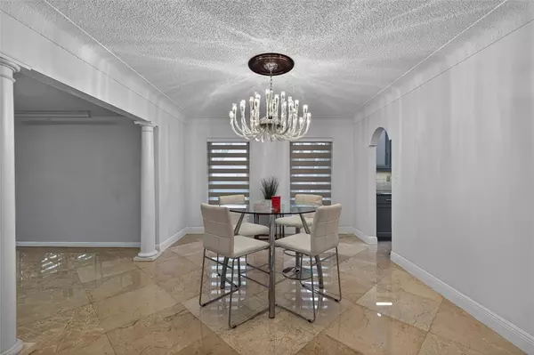 Wilton Manors, FL 33305,629 Kensington Pl
