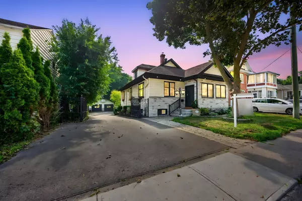 108 Owen ST, Barrie, ON L4M 3H7