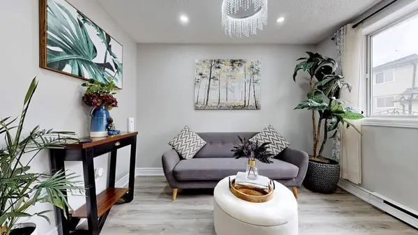 Mississauga, ON L5J 4J2,2170 Bromsgrove RD #141