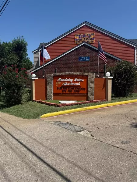 3150 Cliff Creek Crossing Drive, Dallas, TX 75237