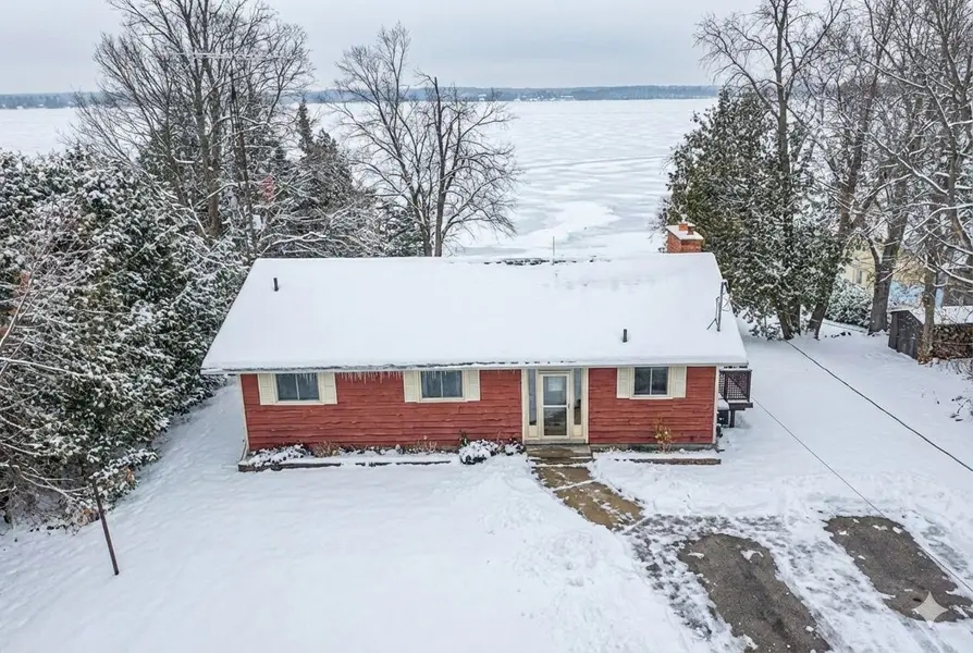71 Campbell Beach RD, Kawartha Lakes, ON L0K 1B0