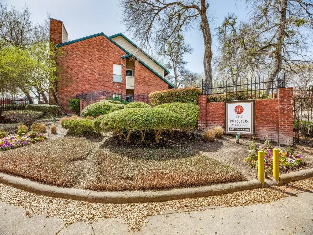 Dallas, TX 75231,8601 Park Lane #523
