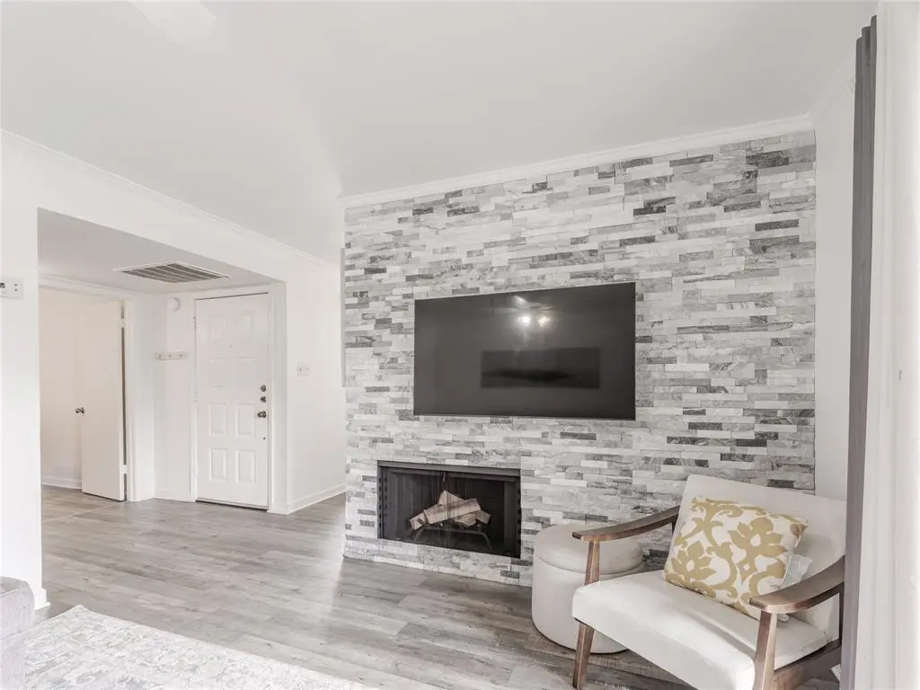 Dallas, TX 75287,4748 Old Bent Tree Lane #201