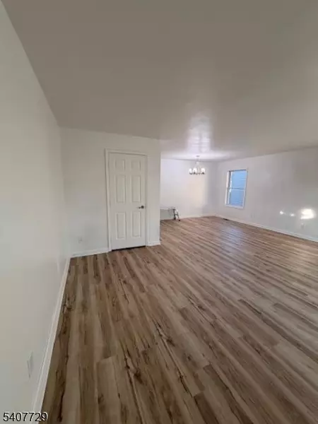 Haledon Boro, NJ 07508,65 Barbour St #1