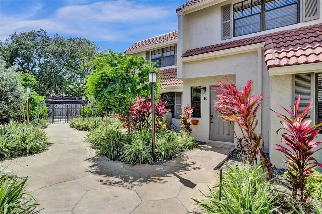 Fort Lauderdale, FL 33316,1415 S Miami Rd #B