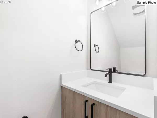 Portland, OR 97213,8616 SW 21st AVE #9