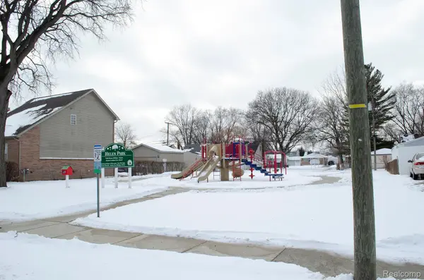 Garden City, MI 48135,5850 Deering ST