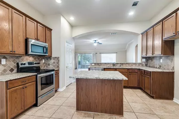 Denton, TX 76207,9056 Crestview Drive