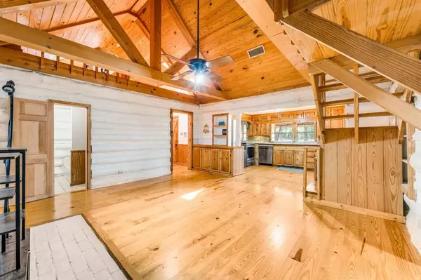 Cedar Hill, TX 75104,539 N Duncanville Road