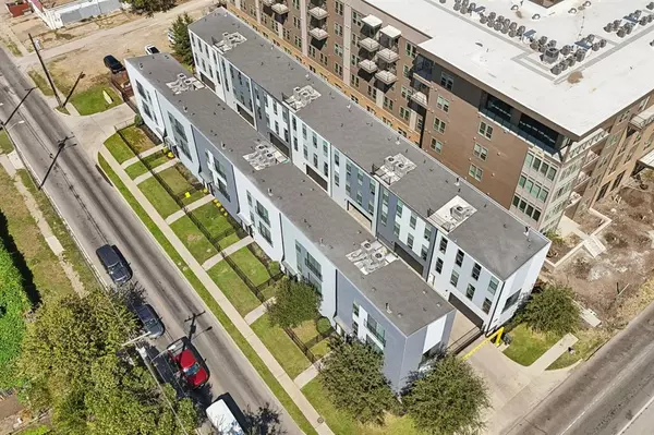 Dallas, TX 75206,4901 Live Oak Street