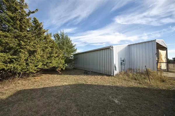 Whitewright, TX 75491,2429 Joe Davis Road