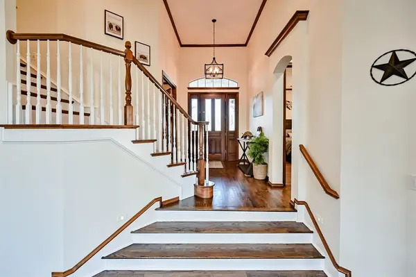 Grand Prairie, TX 75104,811 Mallard Pointe Drive