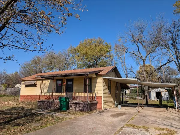 5508 Terrace Trail,  Sansom Park,  TX 76114