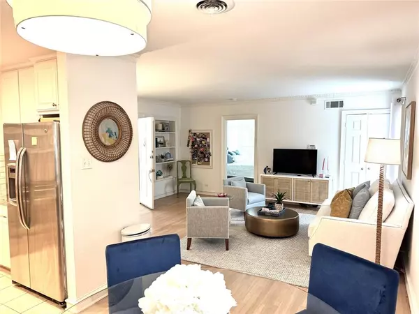 Highland Park, TX 75205,4538 Roland #4