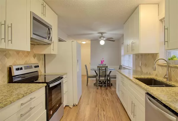 Dallas, TX 75227,6906 Kiva Lane