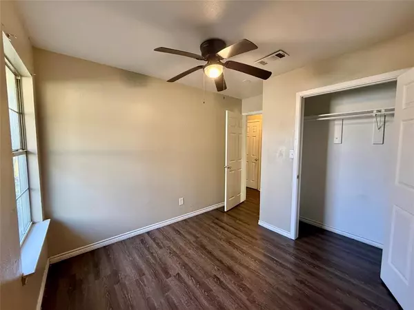 Denison, TX 75021,104 E Prospect Street