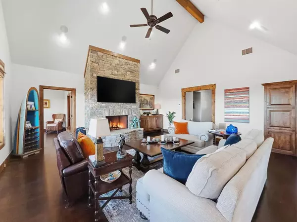 Graford, TX 76449,2033 Harbor Way #302