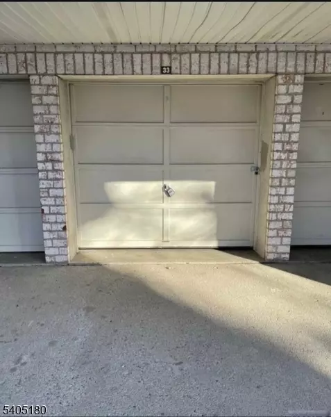 Hackensack City, NJ 07601,55 Clinton Pl #506