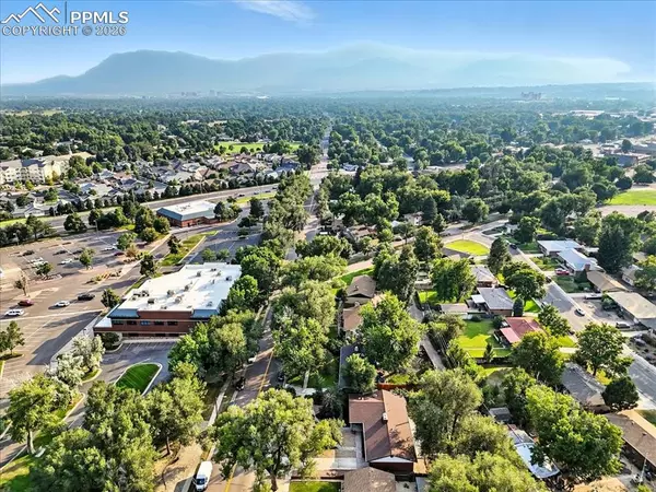 Colorado Springs, CO 80907,3114 Templeton Gap RD