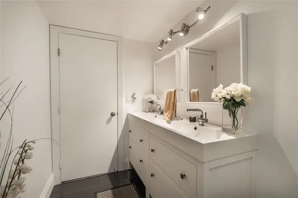 Pompano Beach, FL 33069,2206 S Cypress Bend Dr #803