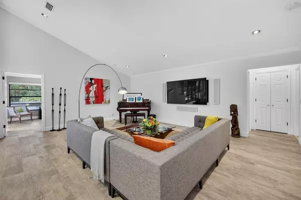 Deerfield Beach, FL 33442,2754 Deer Creek Kelly Brooke Ln