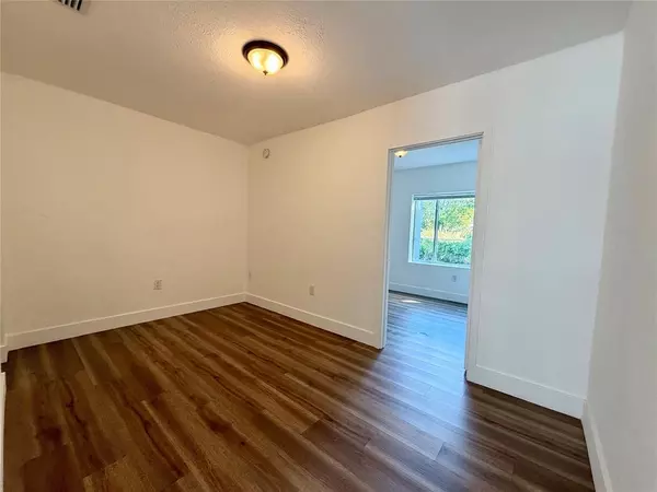 Hallandale Beach, FL 33009,614 NE 3rd St #3