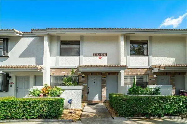 Coral Springs, FL 33071,9769 RIVERSIDE DR #71-2