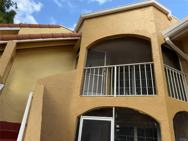 Miami, FL 33193,15675 SW 74th Circle Dr #14