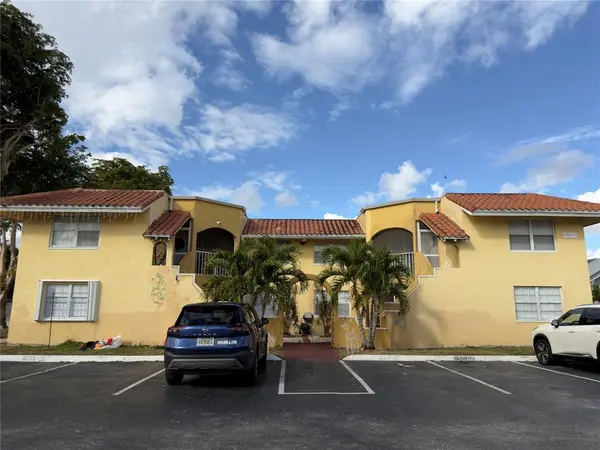 Miami, FL 33193,15675 SW 74th Circle Dr #14