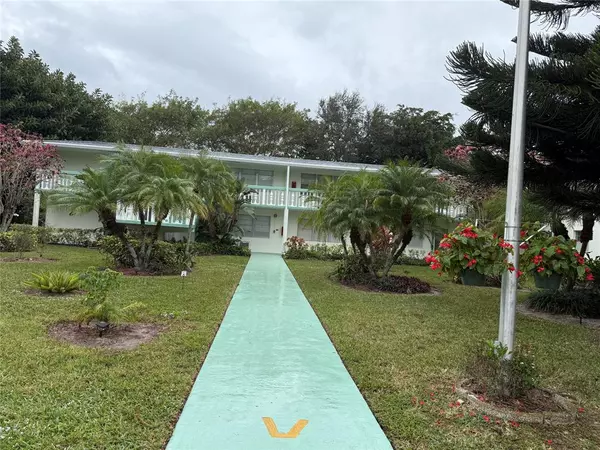 Deerfield Beach, FL 33440,476 TILFORD V #476