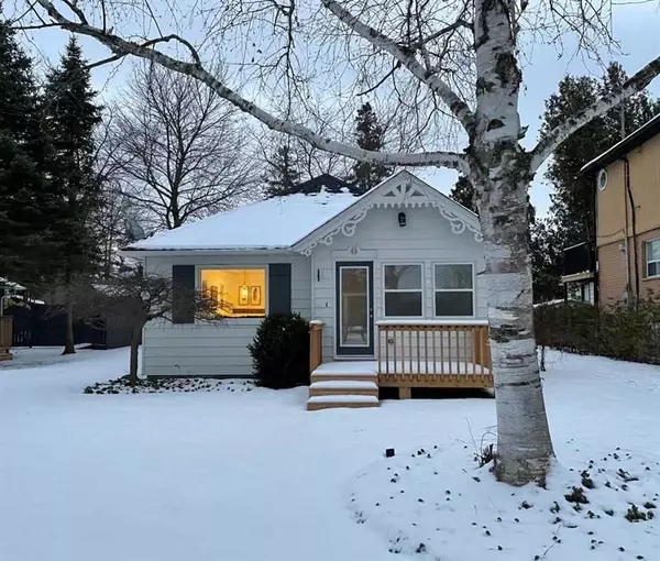 851 Lake DR E, Georgina, ON L0E 1L0