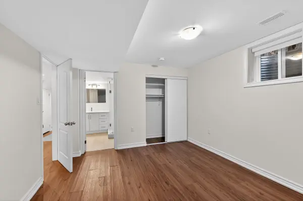 Mississauga, ON L5L 5V3,3139 Dover CRES