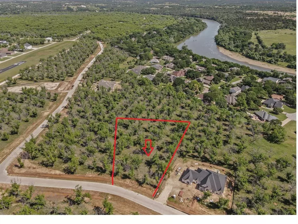 Granbury, TX 76049,1006 E Landings Road N