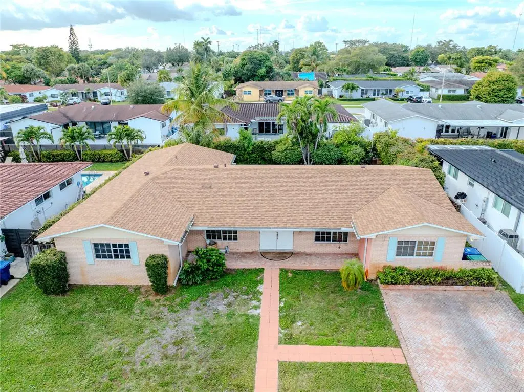 Miami, FL 33179,21304 NE 19th Ct