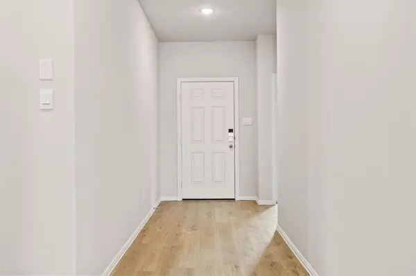 Van Alstyne, TX 75495,547 Forest Haven Drive