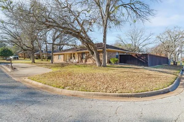 Graham, TX 76450,1511 Oak Forest Drive