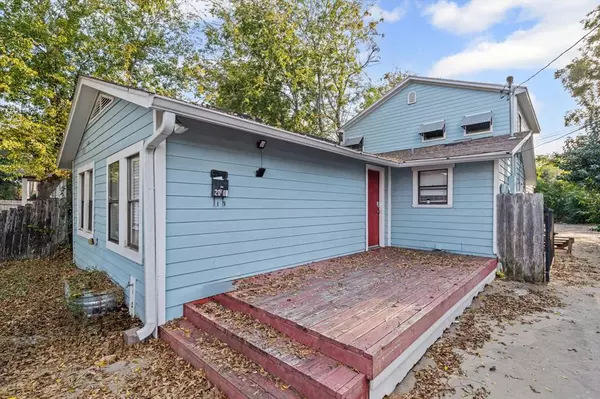 2007 S 7th Street, Waco, TX 76706