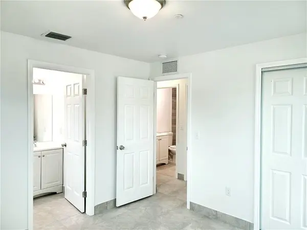 Hollywood, FL 33020,2326 Taft St #3