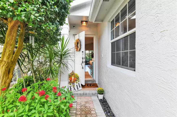 Coral Springs, FL 33076,5285 NW 117th Ave