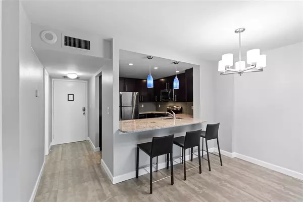 Fort Lauderdale, FL 33311,1800 N Andrews Ave #7J