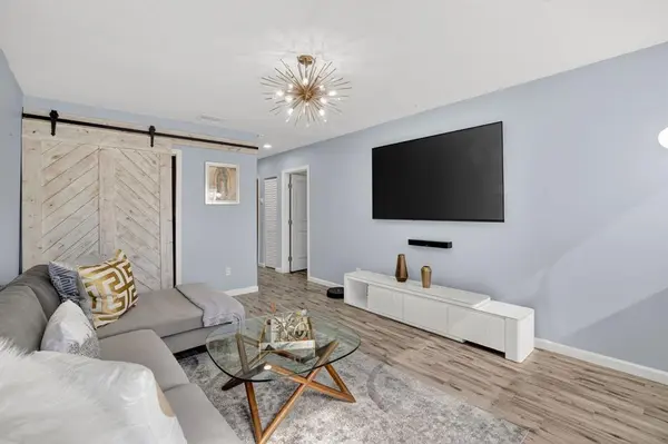 Oakland Park, FL 33334,1383 NE 38th St