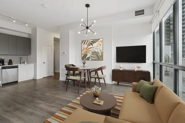 Vaughan, ON L4K 0K6,2916 Highway 7 RD #203