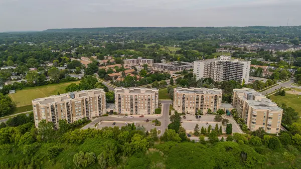 2075 Amherst Heights DR #401,  Burlington,  ON L7P 5B8