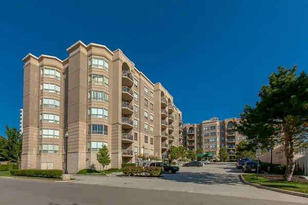 Burlington, ON L7P 5B8,2075 Amherst Heights DR #401