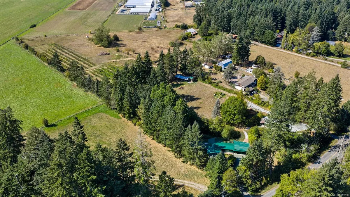 3840 Telegraph Rd, Cobble Hill, BC V0R 1L4