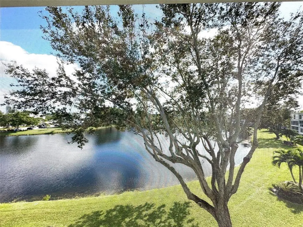 Deerfield Beach, FL 33442,3116 Cambridge E #3116