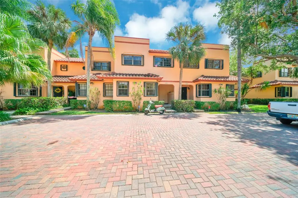 Fort Lauderdale, FL 33305,200 NE 17th Ct #805