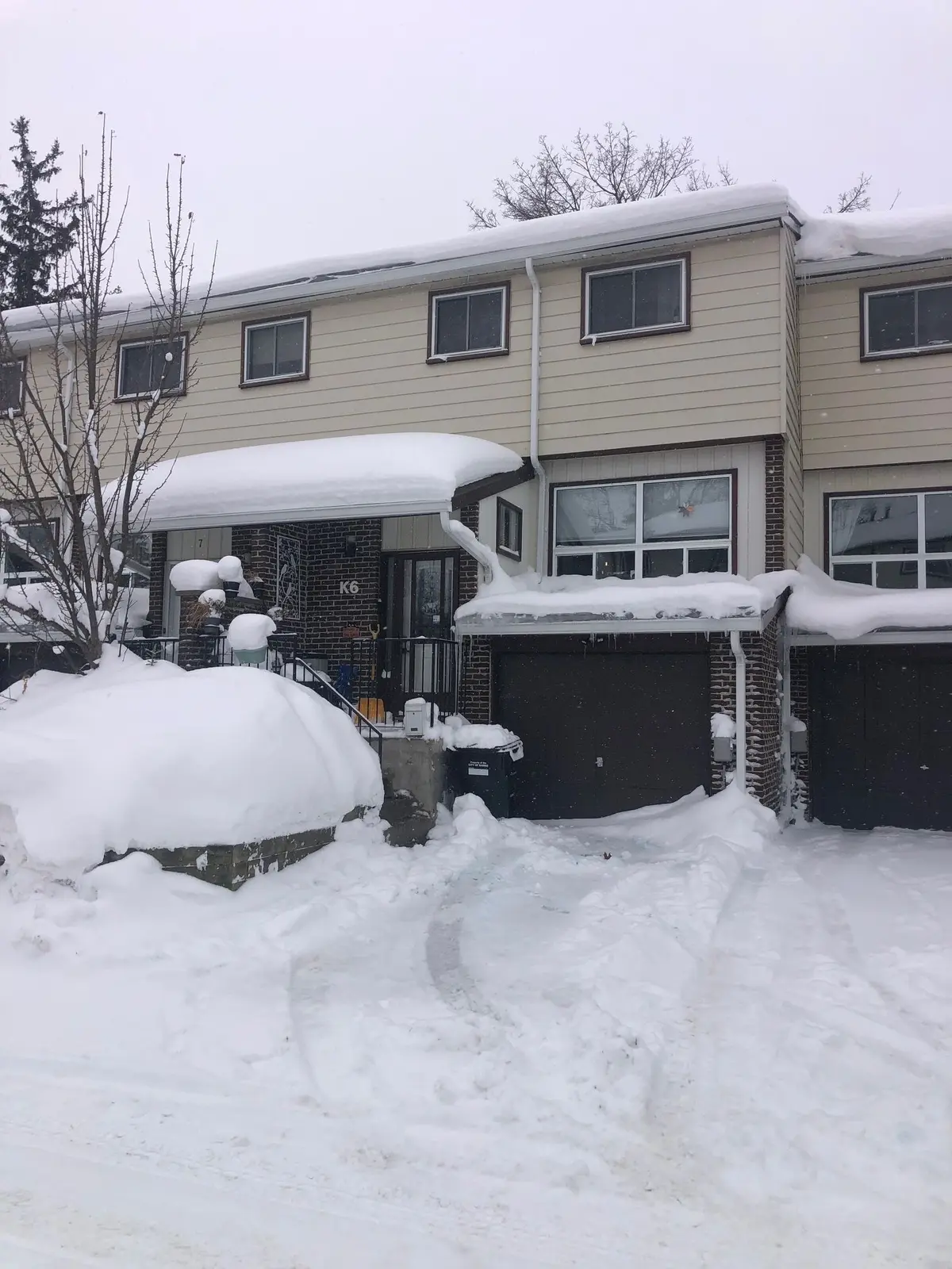 63 Ferris LN #K6, Barrie, ON L4M 5C4