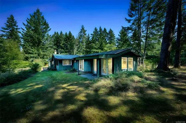 3840 Telegraph Rd, Cobble Hill, BC V0R 1L4