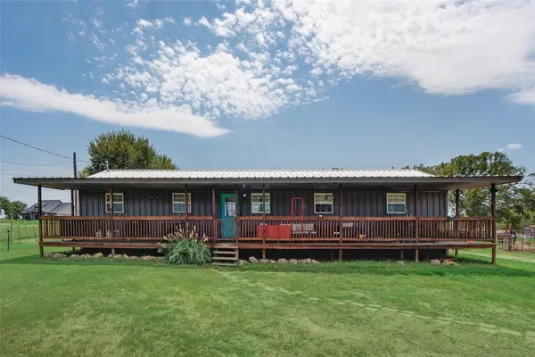 365 County Road 1180,  Alvord,  TX 76225